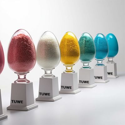 شراء غطاء الكابلات المرنة مادة PVC المركبة الخام الكريات معايير IEC صلابة الشاطئ 90A online manufacture